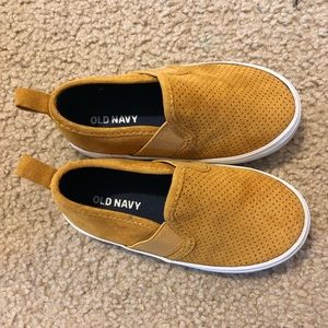 Toddler size 6 slip on shoes